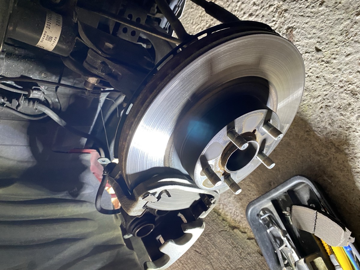 Front brake assembly looking clean after 2 track days